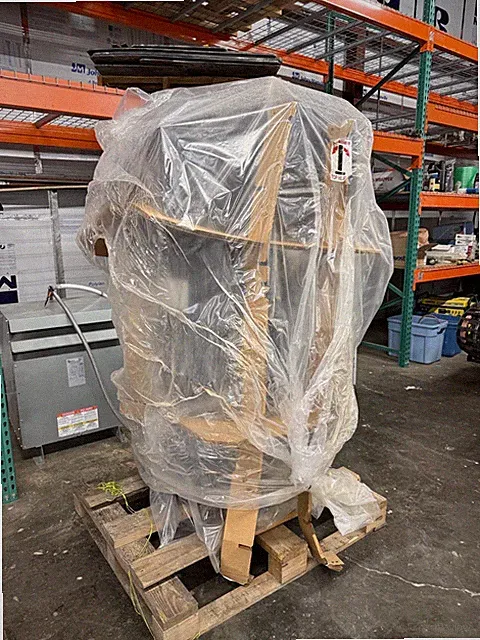 Vertical Compressor - Chicago Pneumatic - Brand New - RCP-C2 7.5 230 SP 80gal